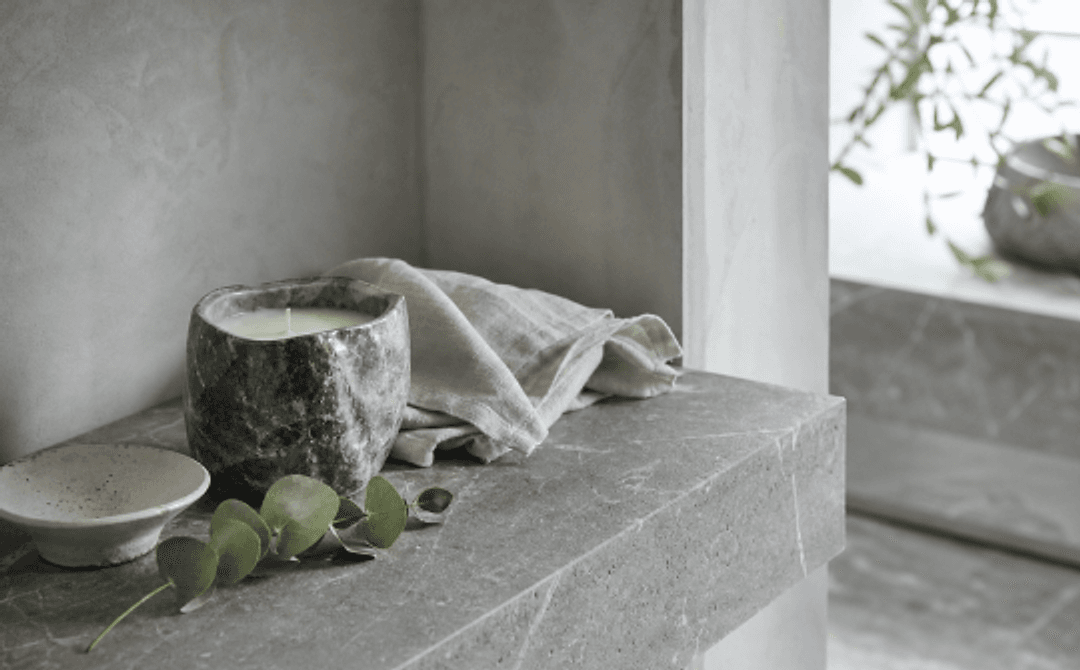 Scents for long, quiet evenings.